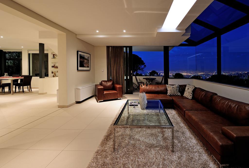 129 On Kloof Nek Apartments Fokváros Szoba fotó