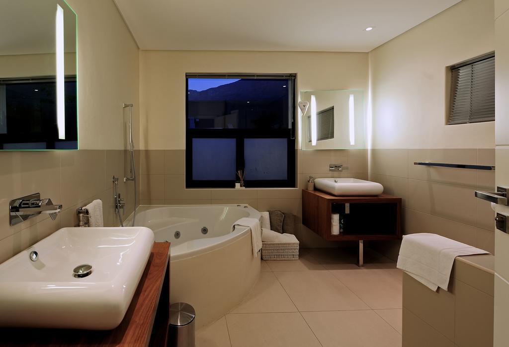 129 On Kloof Nek Apartments Fokváros Kültér fotó